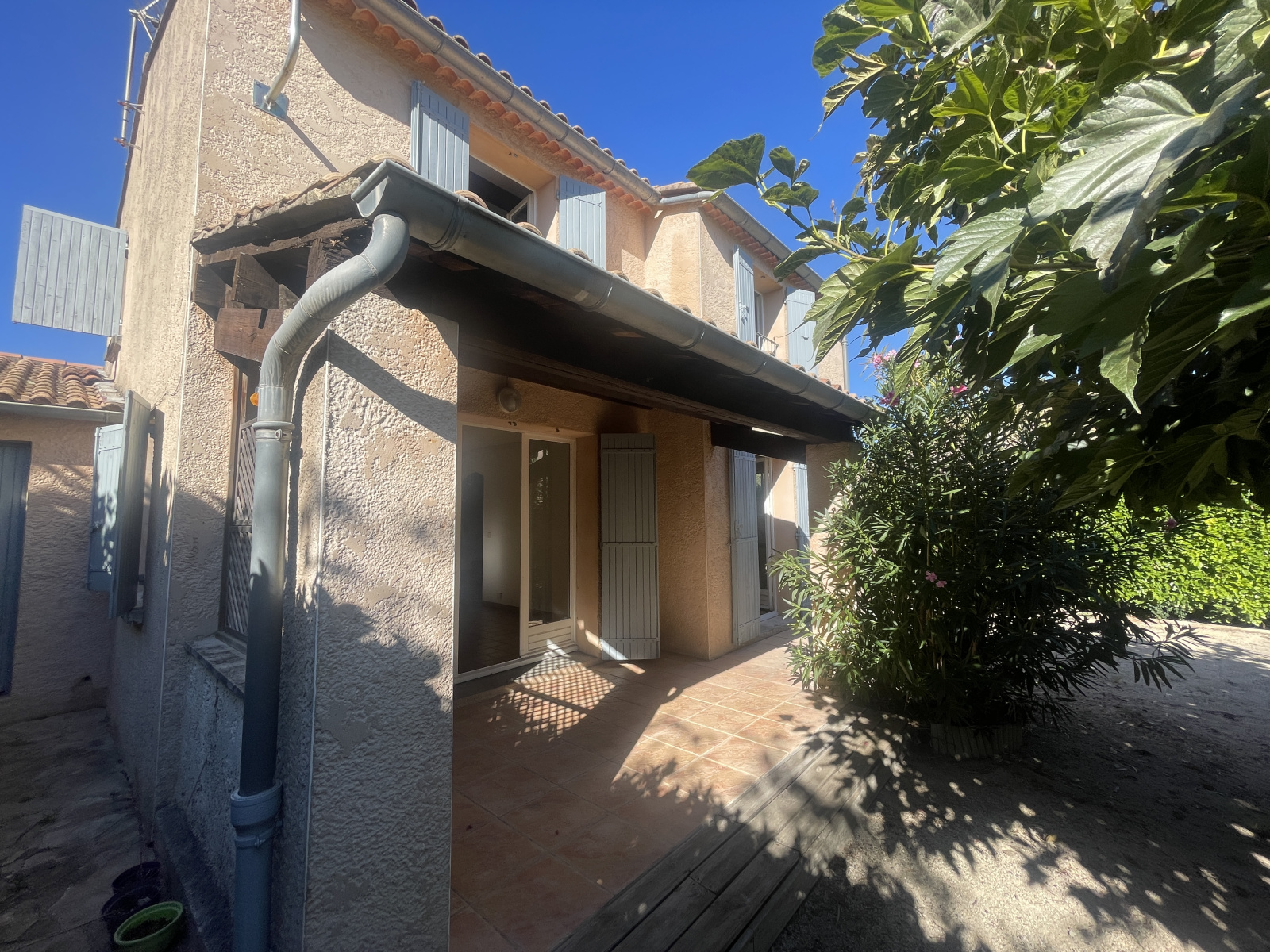 Maison 4 pièces 300 m² · à Vaison la Romaine · 300 m² · 250 000 €